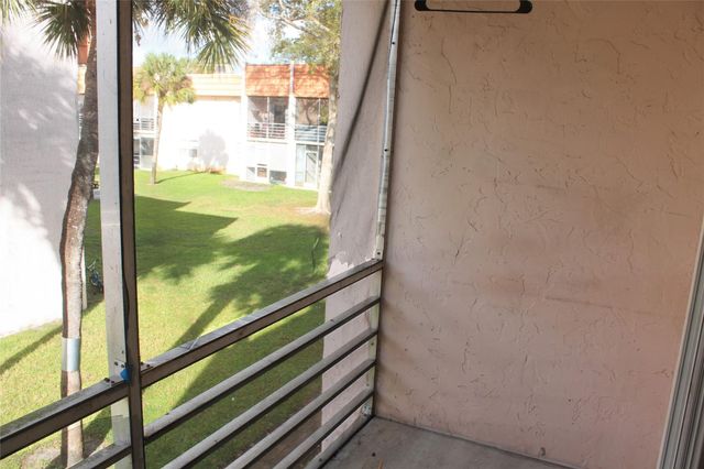 7610 Stirling Road 202 G, Hollywood, FL 33024