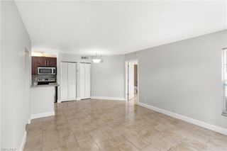 185 Santa Clara DR 13, Naples, FL 34104