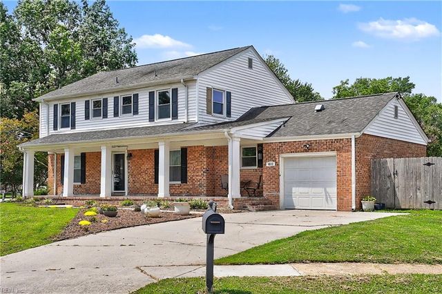 4833 Rosecroft St, Virginia Beach, VA 23464