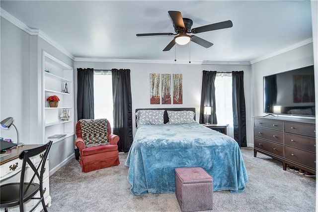 4833 Rosecroft St, Virginia Beach, VA 23464