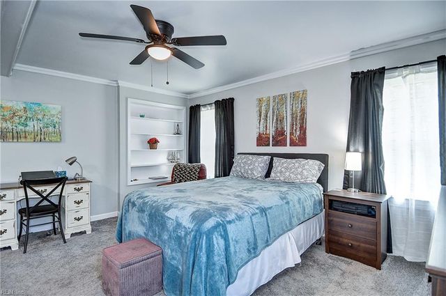 4833 Rosecroft St, Virginia Beach, VA 23464