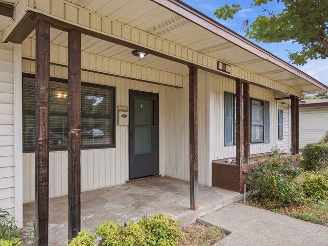11731 Dorchester Drive, Dallas, TX 75218