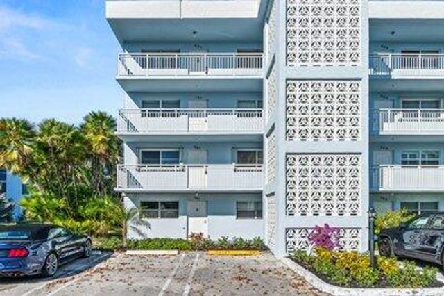 2006 S Federal Highway G201, Boynton Beach, FL 33435