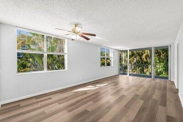 2006 S Federal Highway G201, Boynton Beach, FL 33435