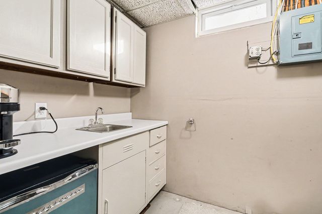 227 Whitcomb Street, Kalamazoo City, MI 49001