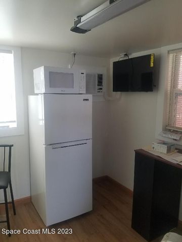 2206 Irwin Street Studio, Melbourne, FL 32901