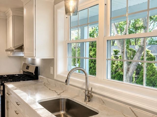 60 Bloor Street, Warwick, RI 02889