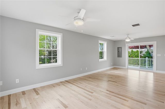 60 Bloor Street, Warwick, RI 02889