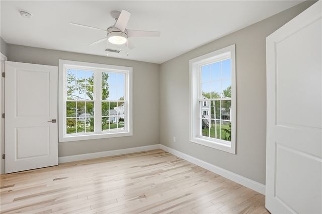 60 Bloor Street, Warwick, RI 02889