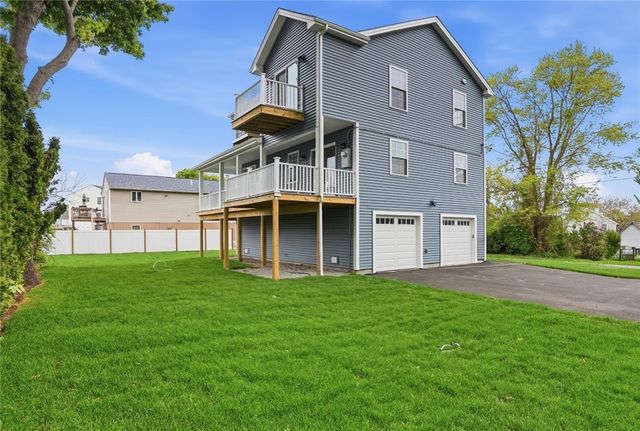 60 Bloor Street, Warwick, RI 02889