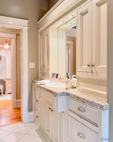 643 Sherman Street, Decatur, AL 35601