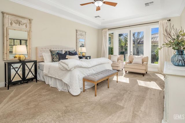 11201 Moorgate Street, Bakersfield, CA 93311