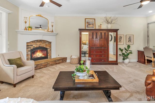 11201 Moorgate Street, Bakersfield, CA 93311