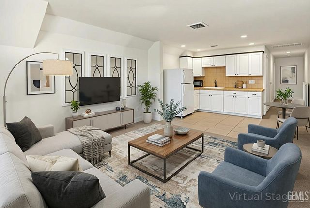 11201 Moorgate Street, Bakersfield, CA 93311