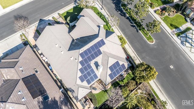 11201 Moorgate Street, Bakersfield, CA 93311