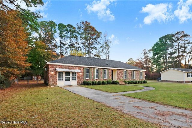 1923 Christian Lane, Kinston, NC 28504