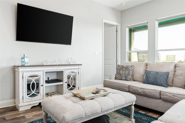 4406 Whaler Lane, Crystal Beach, TX 77650