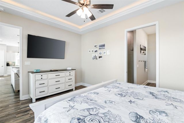 4406 Whaler Lane, Crystal Beach, TX 77650