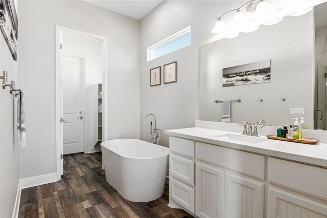 4406 Whaler Lane, Crystal Beach, TX 77650