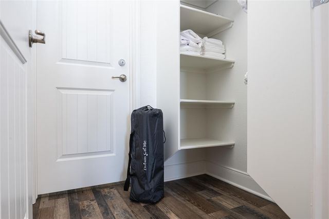 4406 Whaler Lane, Crystal Beach, TX 77650