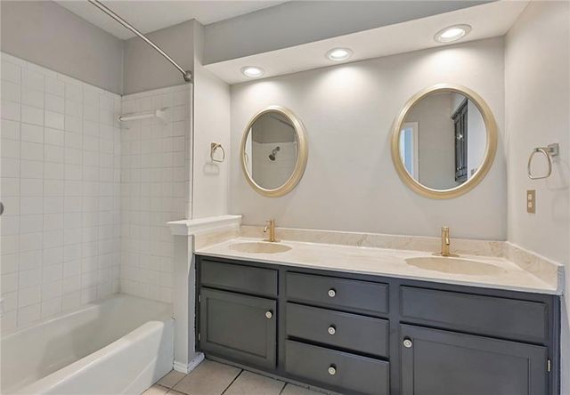 2400 Longmire Drive 301, College Station, TX 77845