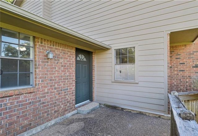 2400 Longmire Drive 301, College Station, TX 77845