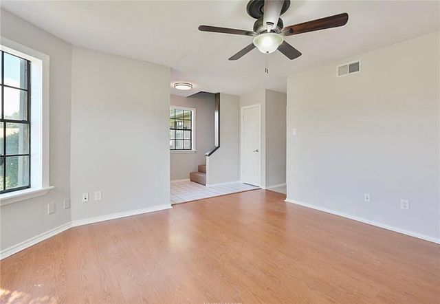 2400 Longmire Drive 301, College Station, TX 77845