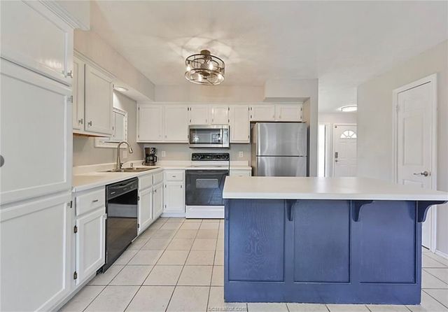 2400 Longmire Drive 301, College Station, TX 77845