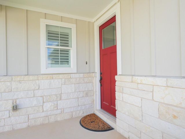 102 Bristol CV, Georgetown, TX 78633