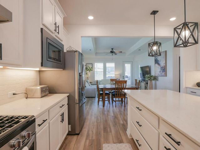 102 Bristol CV, Georgetown, TX 78633