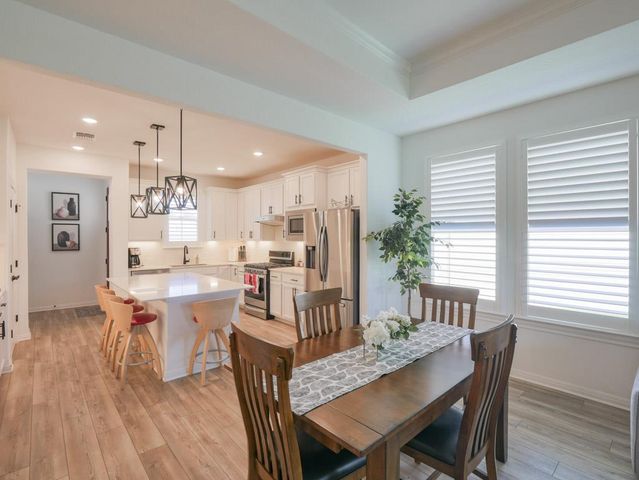102 Bristol CV, Georgetown, TX 78633