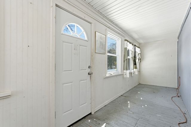 2 Water St, Greenfield, MA 01301