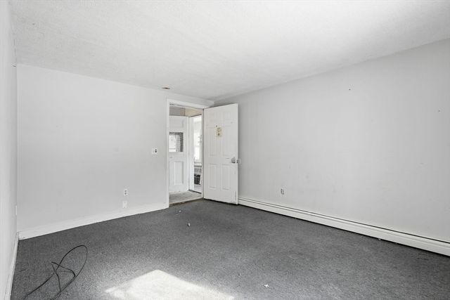 2 Water St, Greenfield, MA 01301
