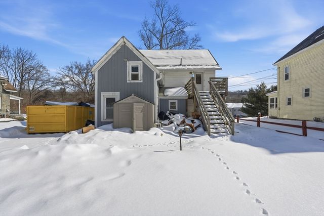 2 Water St, Greenfield, MA 01301