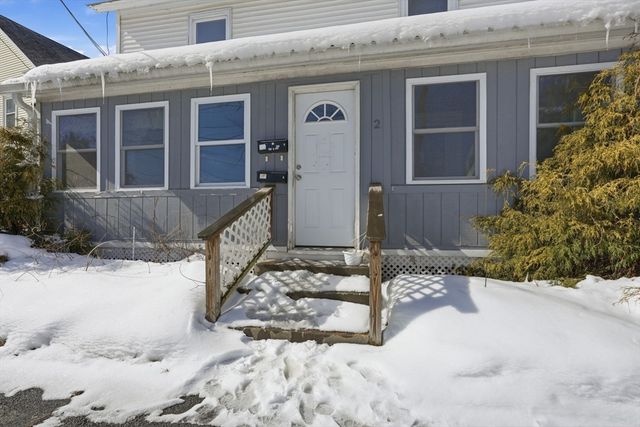 2 Water St, Greenfield, MA 01301