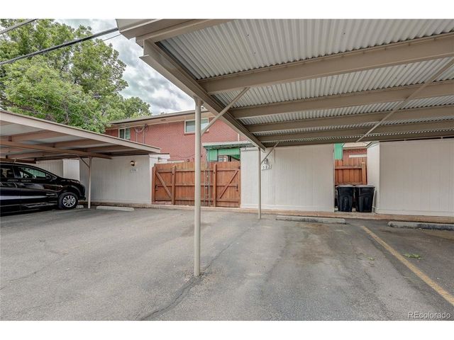 582 S Xenon Ct, Lakewood, CO 80228