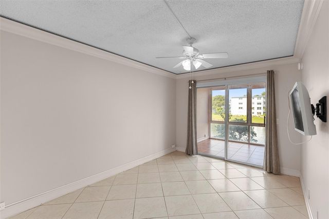 2122 Cambridge F 2122, Deerfield Beach, FL 33442