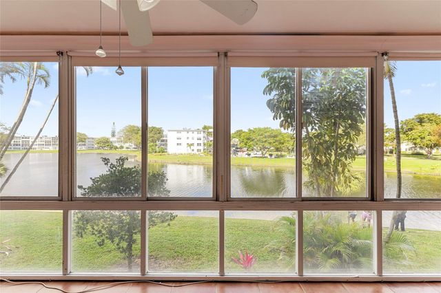 2122 Cambridge F 2122, Deerfield Beach, FL 33442