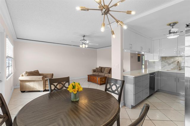 2122 Cambridge F 2122, Deerfield Beach, FL 33442