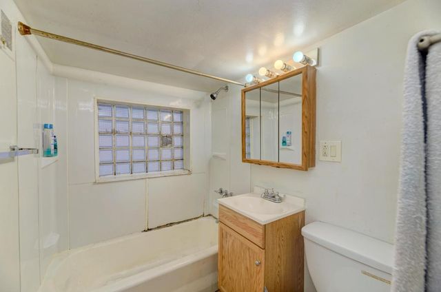 3721 S 53rd Court, Cicero, IL 60804