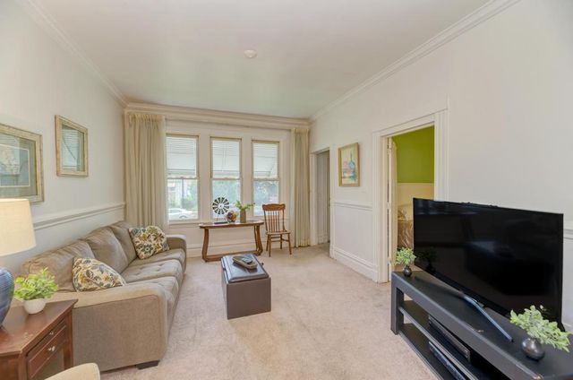 3721 S 53rd Court, Cicero, IL 60804