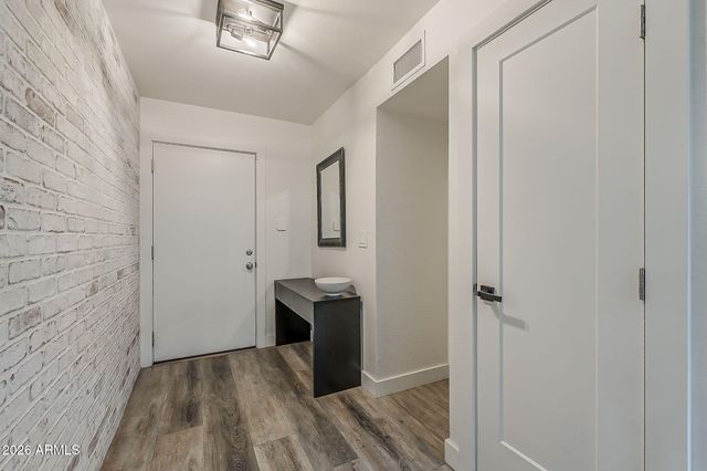 3136 N 38TH Street 1, Phoenix, AZ 85018