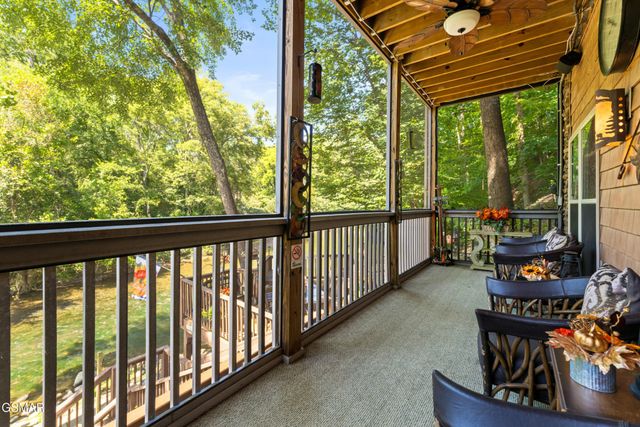 726 Plantation Drive, Pigeon Forge, TN 37863