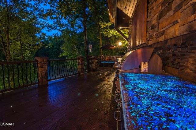 726 Plantation Drive, Pigeon Forge, TN 37863