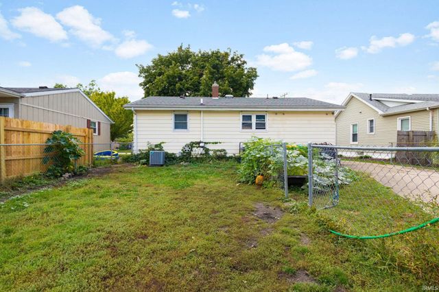 1318 S Spring Street, Mishawaka, IN 46544