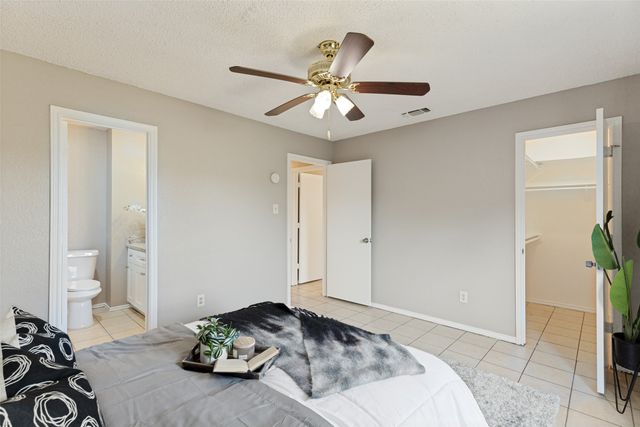 3217 Green Ridge Street, Fort Worth, TX 76133