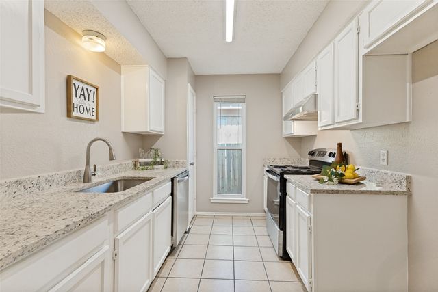 3217 Green Ridge Street, Fort Worth, TX 76133