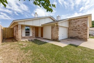3217 Green Ridge Street, Fort Worth, TX 76133