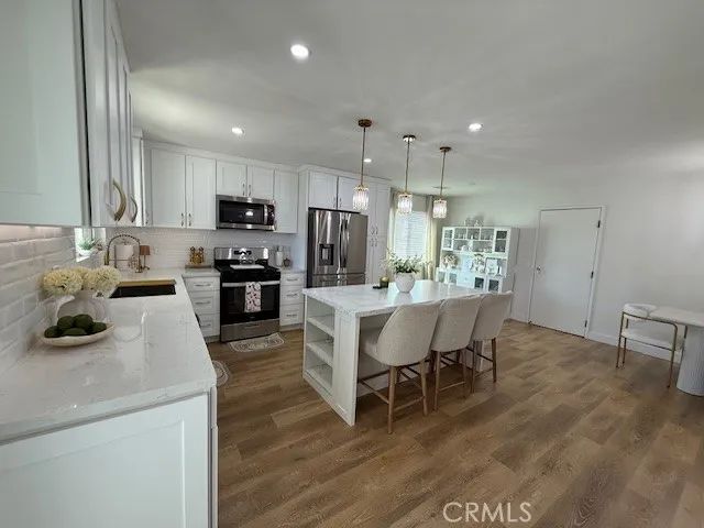 1144 E Avenue J10, Lancaster, CA 93535