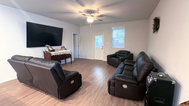 2510 Dry Moss Way, San Antonio, TX 78224